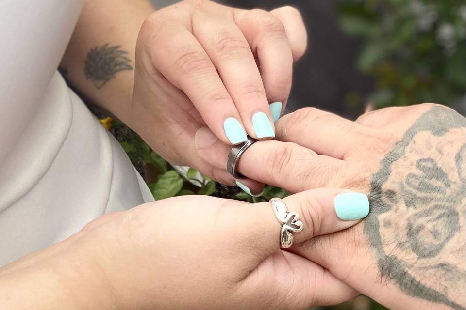 Exchanging Rings