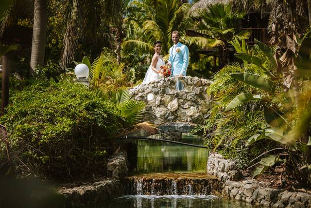 Caribbean Blue Weddings