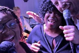 Lead vocalist with Lady A & us