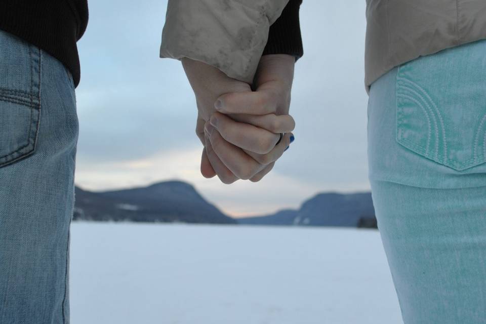 Holding hands - Captured by Carina