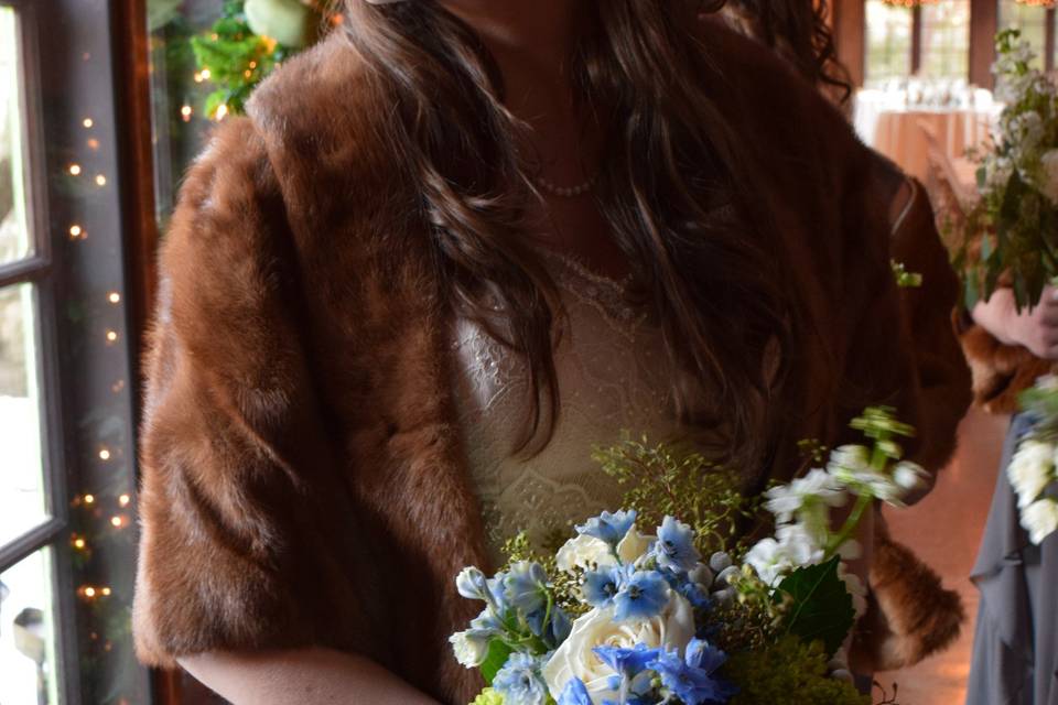 Flowers in hand - Captured by Carina