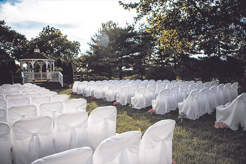 Outdoor ceremony onsite