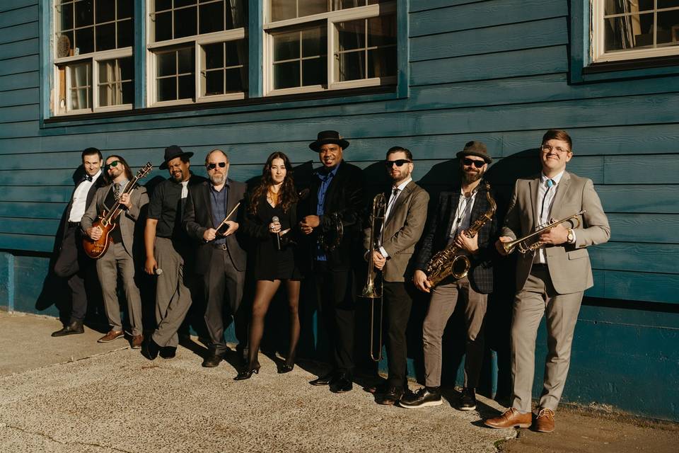 Blue Wave Band