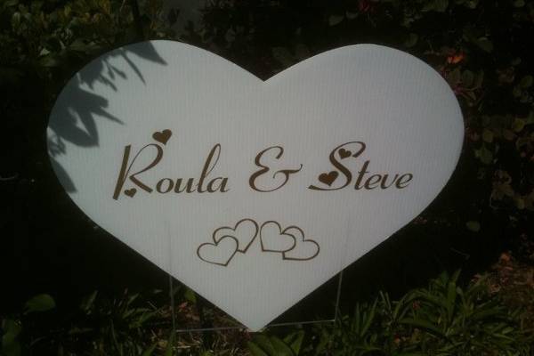 Personalized Heart Sign available in multiple lettering colors-all weatherproof!