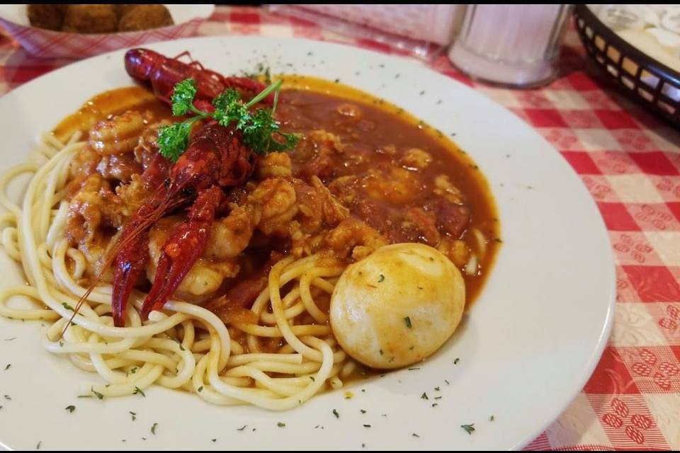Creole shrimp spaghetti