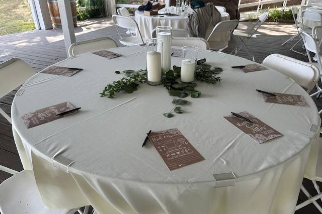 Simple decor