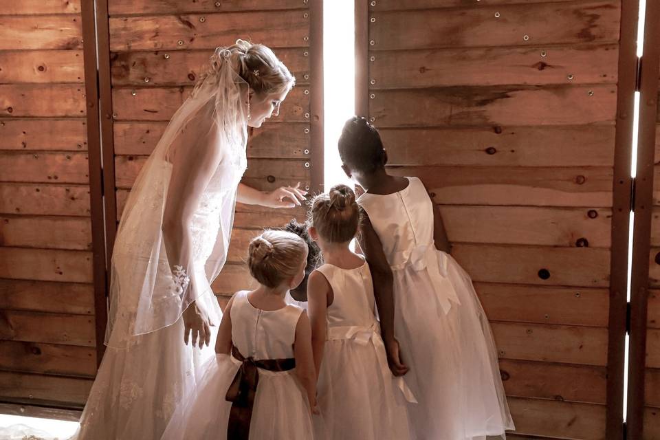 Bride and Girls Peaking