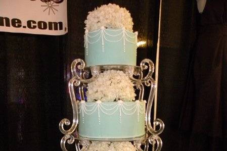 4-tier victorian style Wedding cake