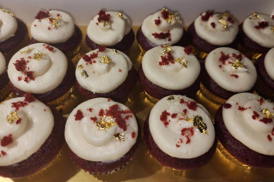 Cupcakes with edible gold