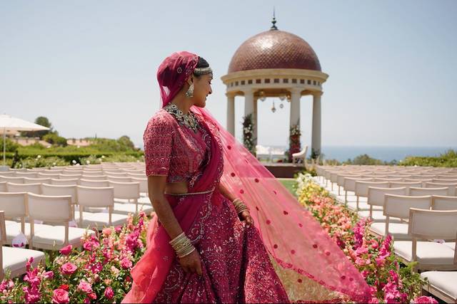 Pelican Hill Dream Aisle