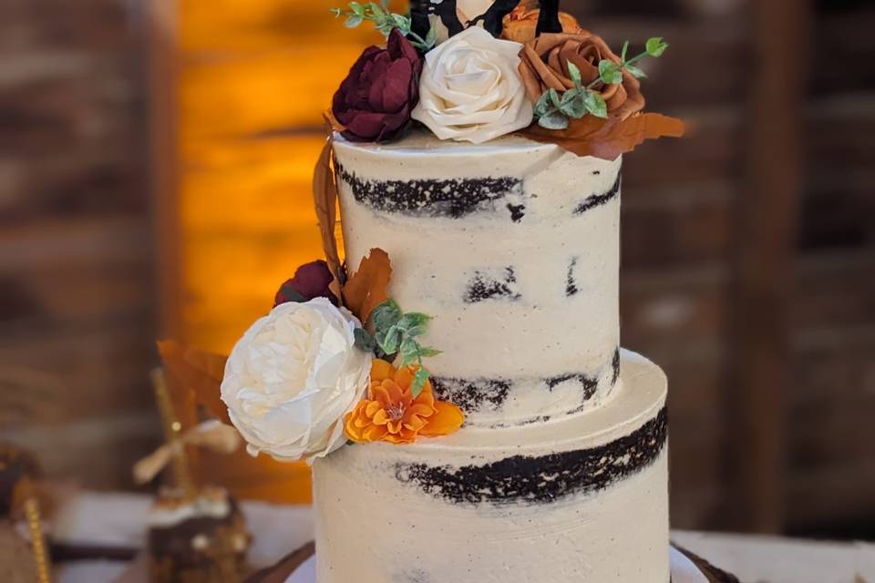Semi-naked wedding cake