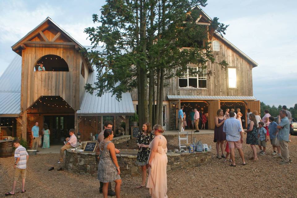 Zimmerwald Estate Barn & Grainery