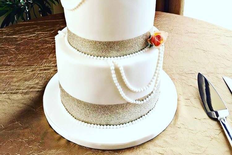 Pearl and Rose Blossom Wedding Cake