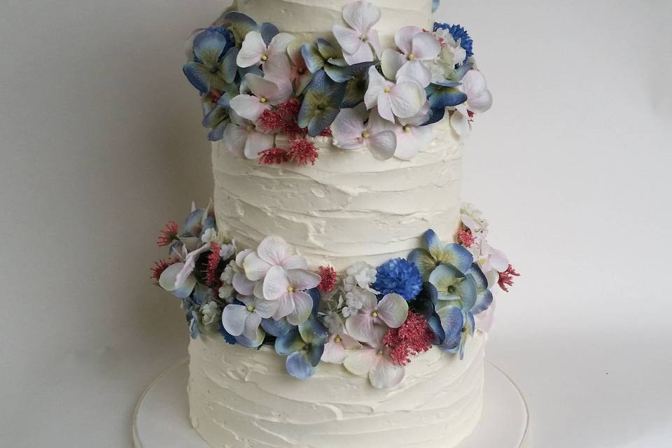Buttercream Silk Flower Cake