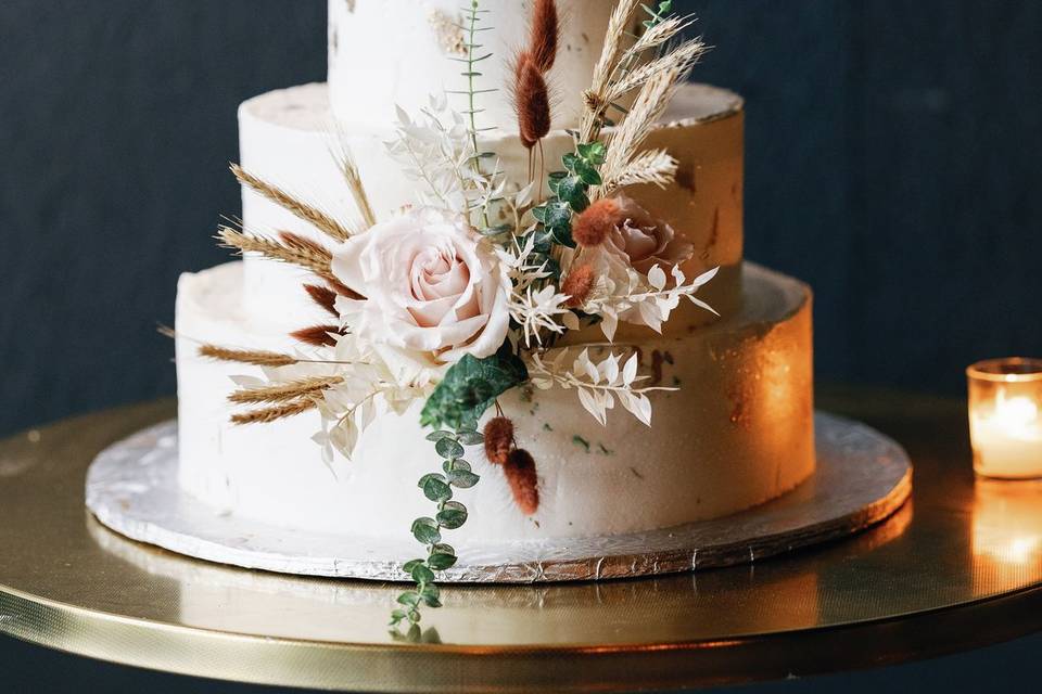 Modern Wedding Cake