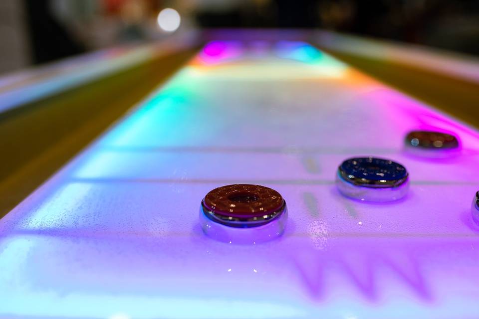 LED battery shuffleboard