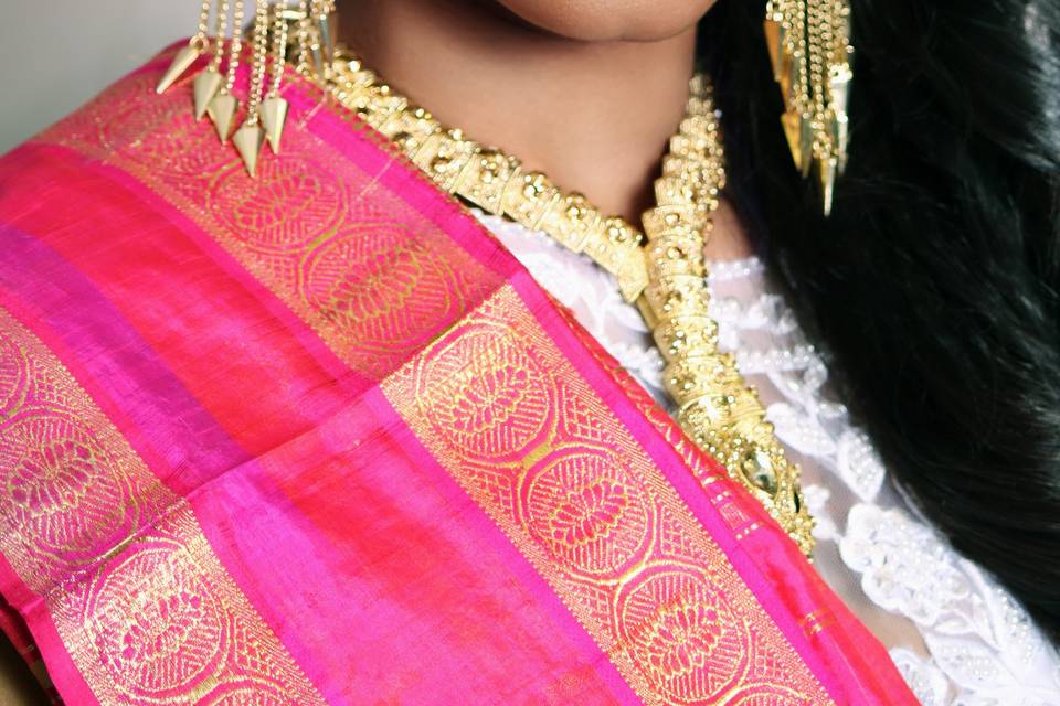 South Asian Bridal / Indian Bridal - Hair & Makeup by:  bridalbyivana.com