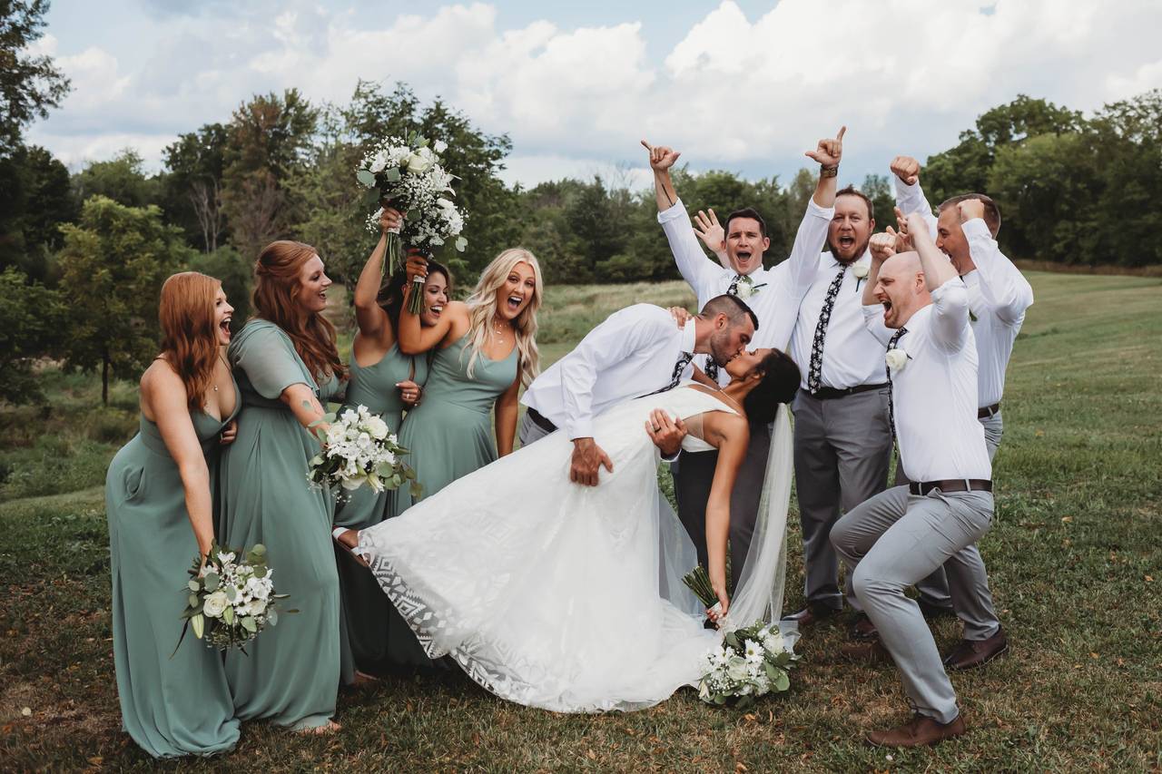 M and M. Terry Photography - Reviews, Photos & Deals 2026 - Kalamazoo, MI -  WeddingWire