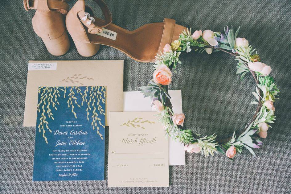 Flower crown, invites and shoes