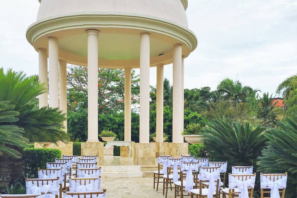 Destination wedding in Dominican Republic