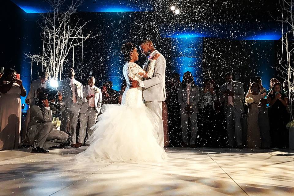 First dance with snow fall