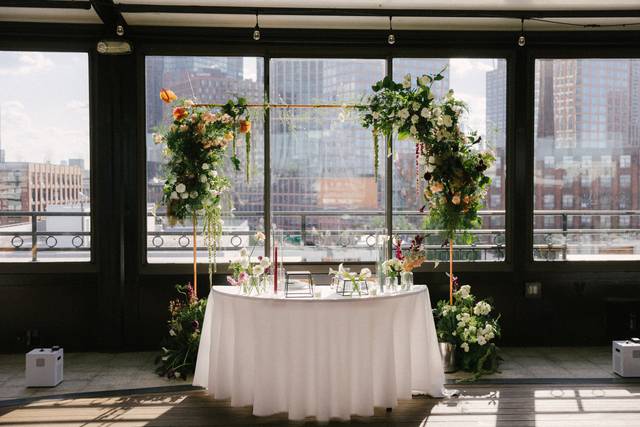 Sweetheart table