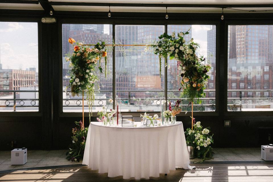 Sweetheart table