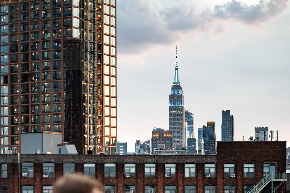 Kiss with a view