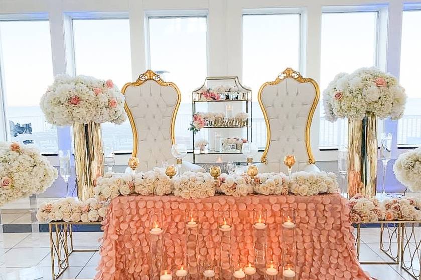 Sweetheart Table by the Bay