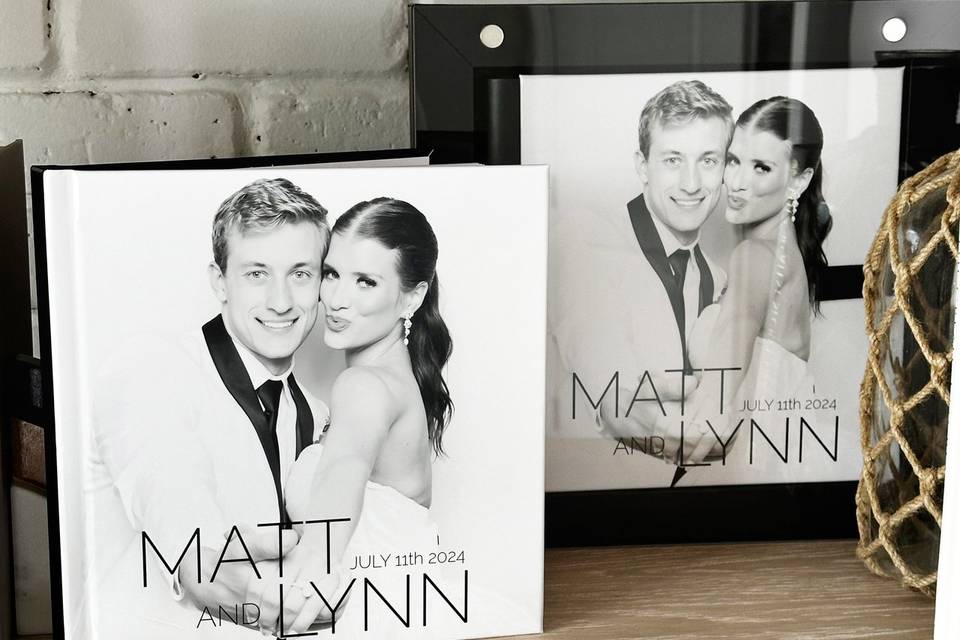 White Tie Modern Photo Booths