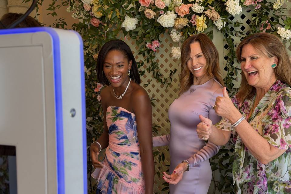 Wedding Photo Booth