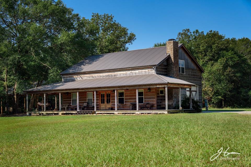 The Cabin at Old Spur