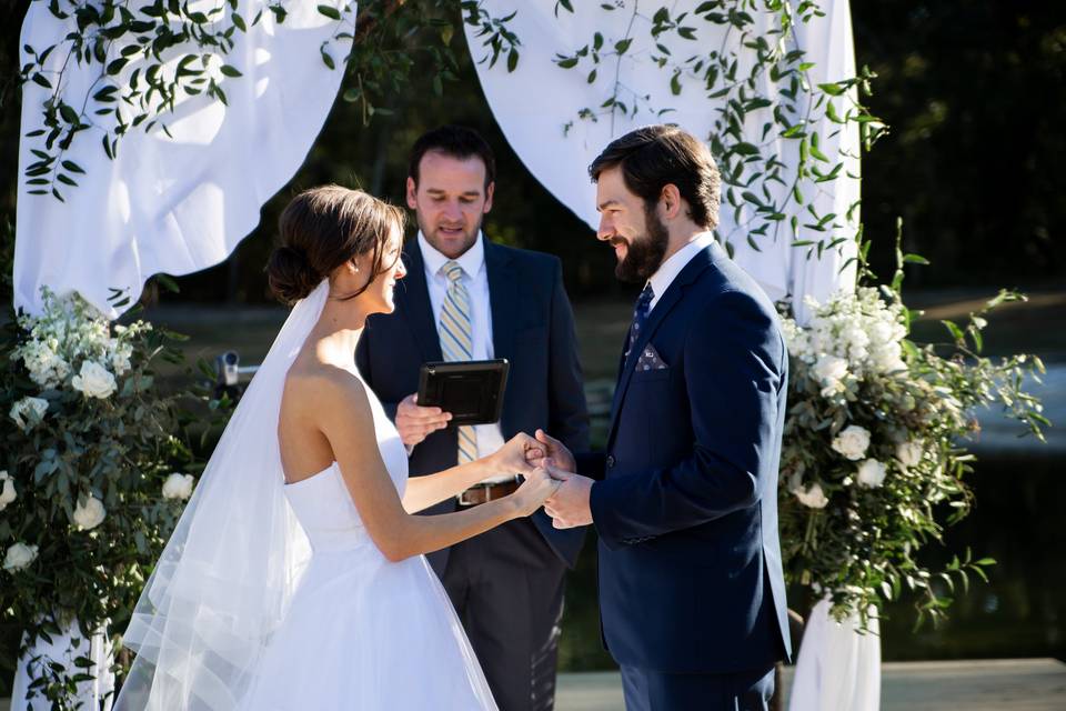 Pond side wedding on the Dock