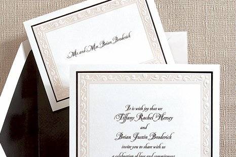 Royal Duchess Wedding Invitations
AV874
http://www.theamericanwedding.com/shopping/prod_detail/main.asp?pid=5117