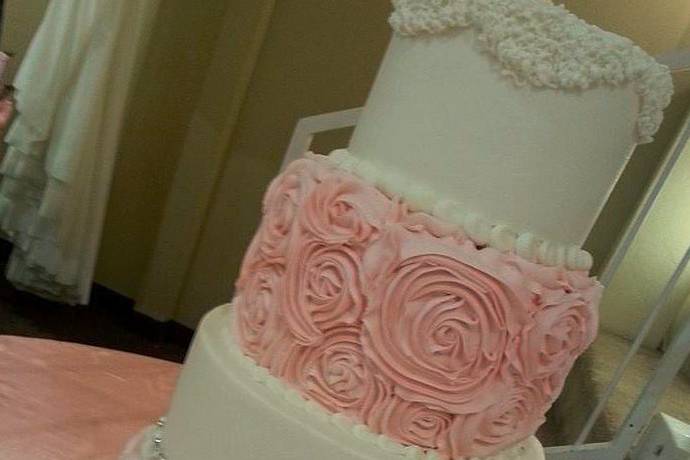 Lesley's Creative Cakes, Flowers & Catering