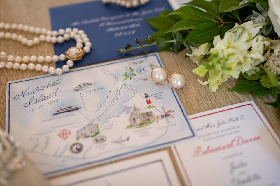 Nantucket invites