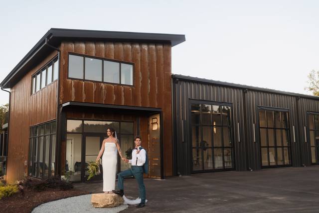 Modern Wedding Vibes