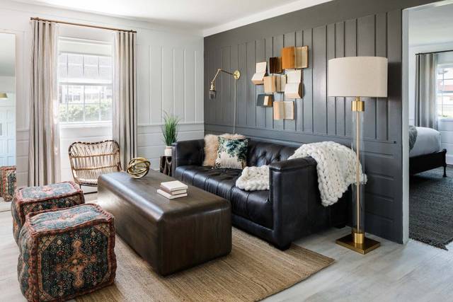 Village King Suite