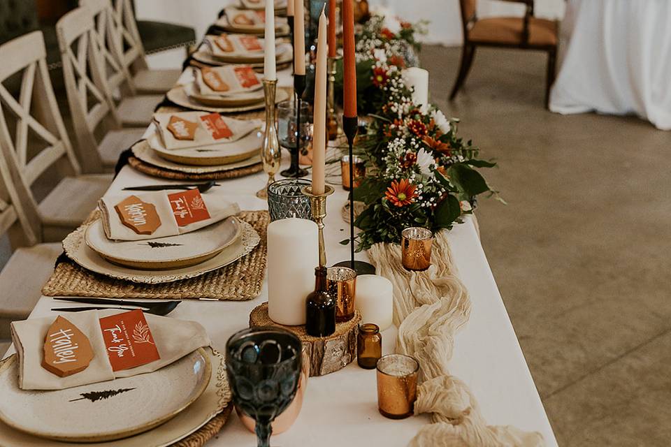 Head table setting