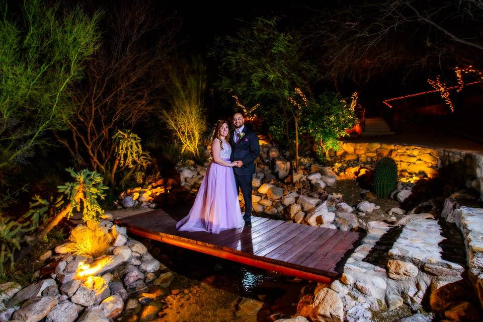 Bride & Groom Saguaro Buttes