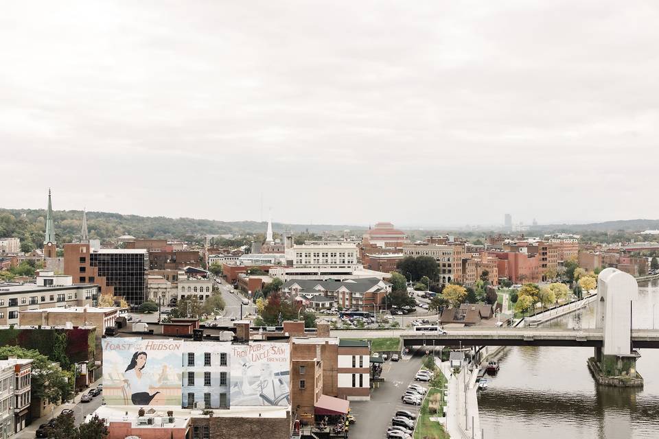 downtown troy ny restaurants