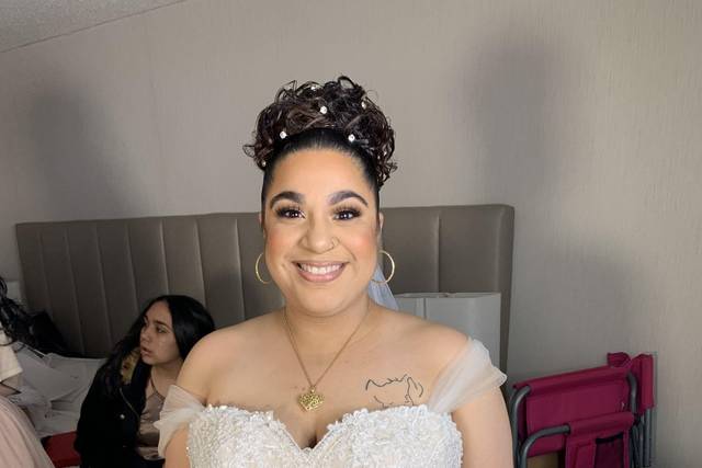 Natural bridal glam