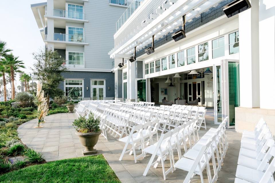 Grand Coastal Terrace Ceremony