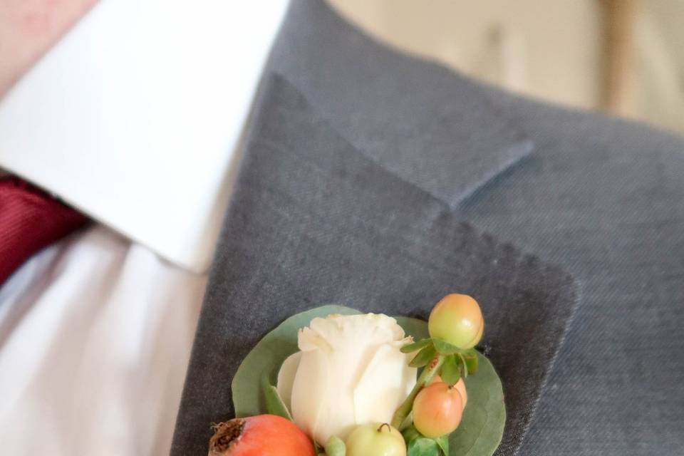 Grooms boutonniere