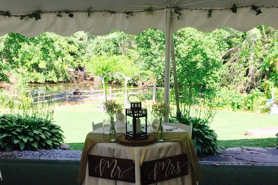 Sweetheart table