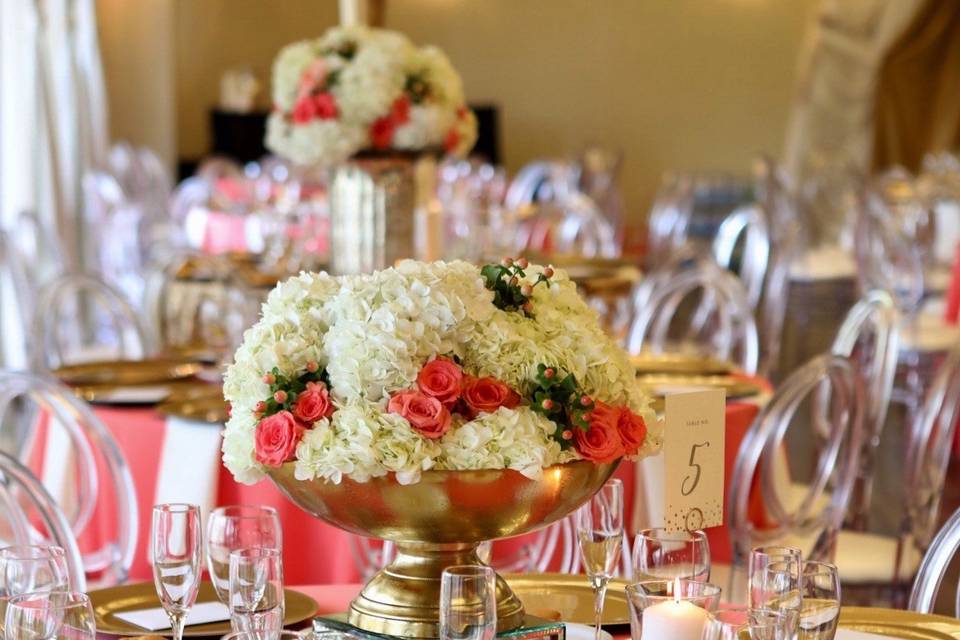 Table arrangement