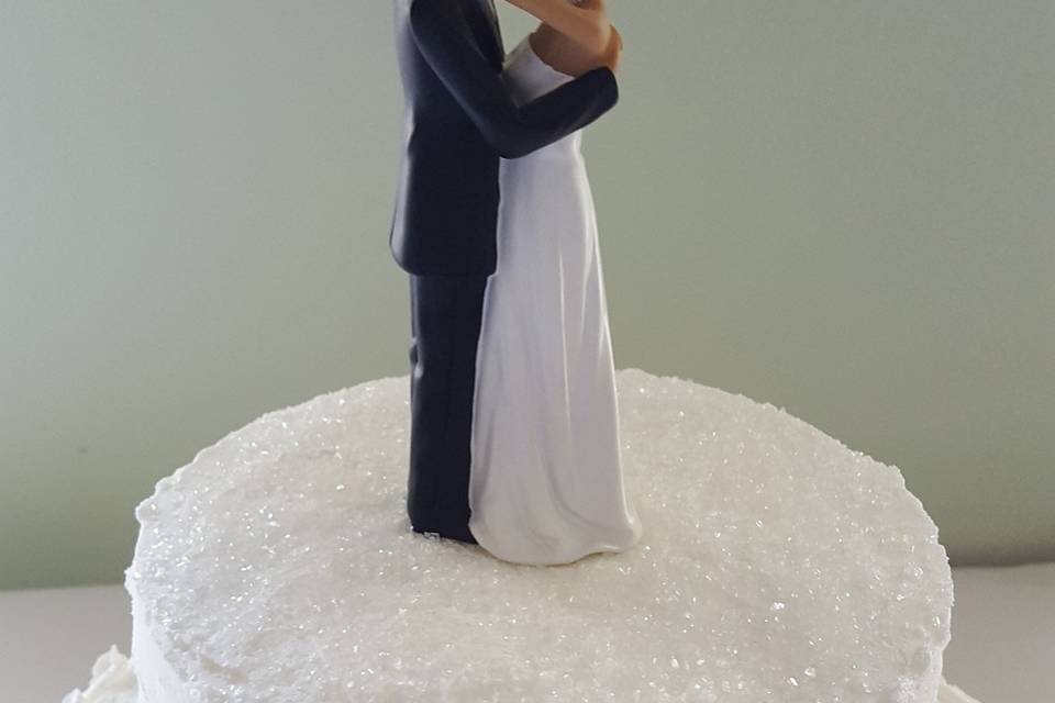 Wedding cake with toppers