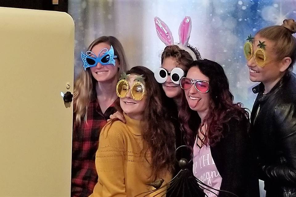 So much fun at the photobooth