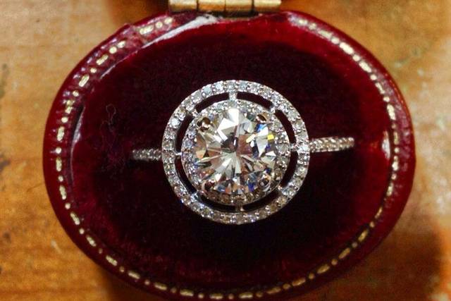 Gems & Jewels Bixby Knolls