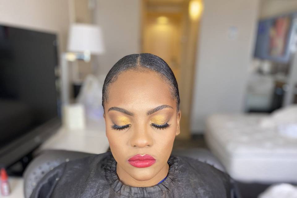 Bridesmaid  makeup